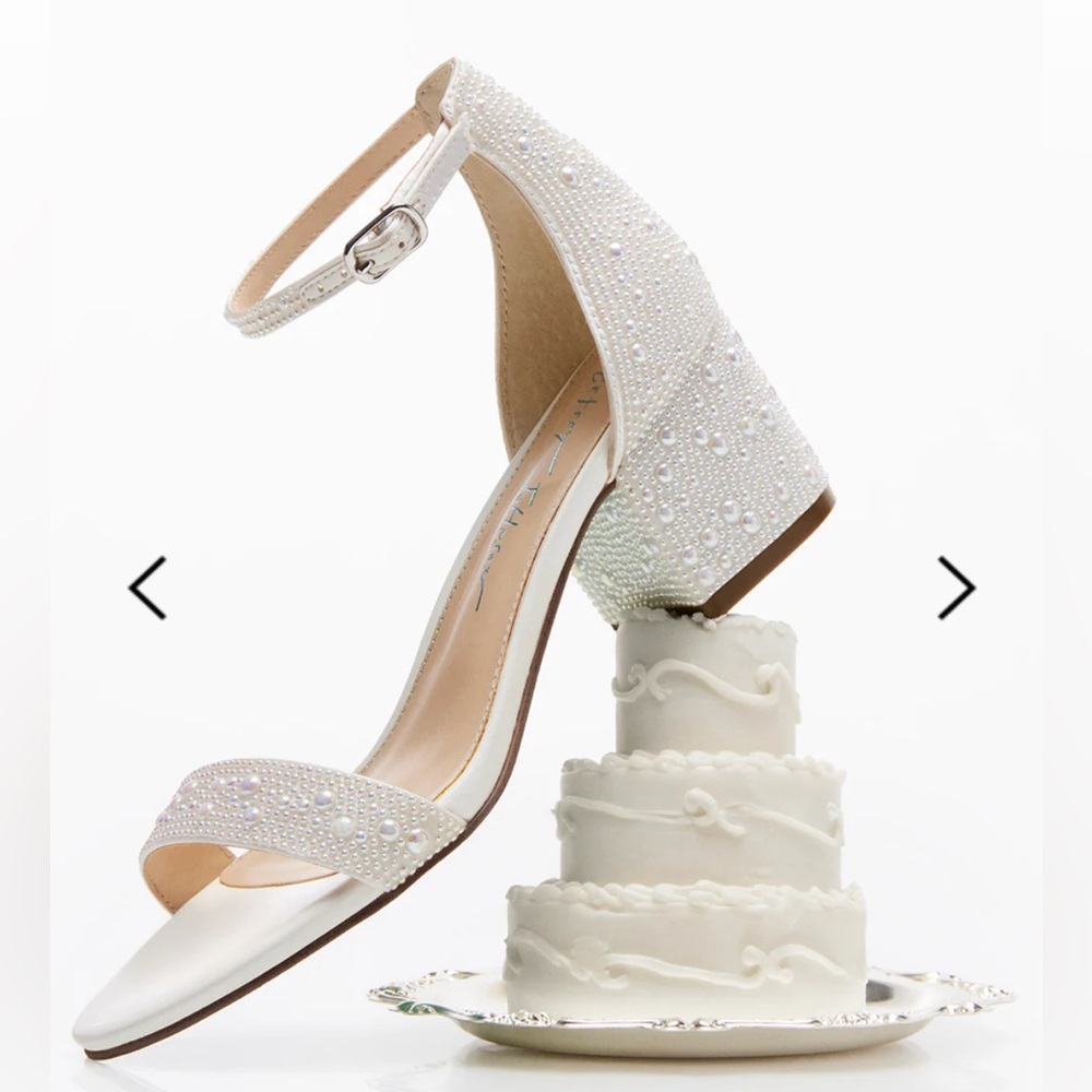 Betsey Johnson White Pearl Embellished Block Heel Sandals